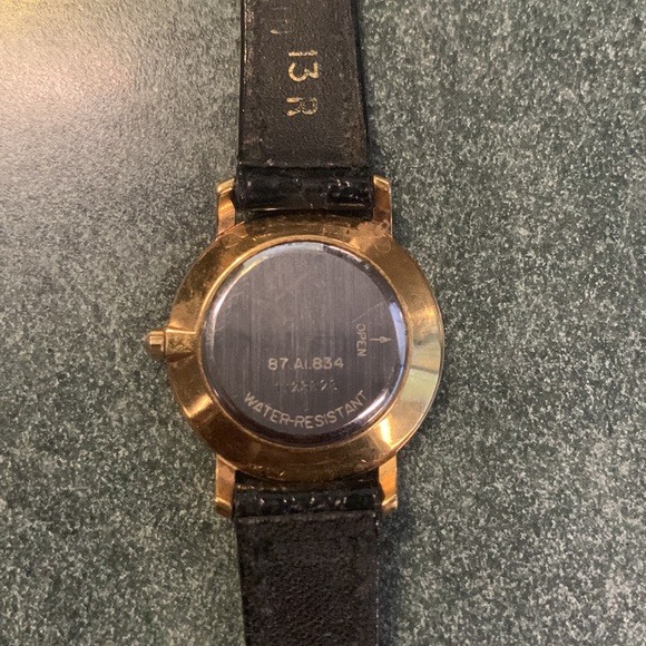 MOVADO MUSEUM CLASSIC LADIES WATCH - Picture 4 of 8